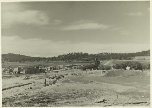 Kings Avenue Bridge under construction. Shows the eastern carriageway of the bridge nearing completion.