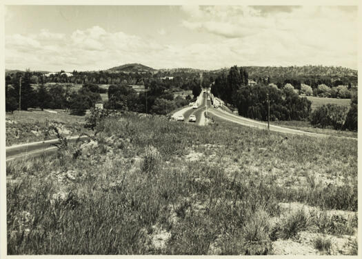 Commonwealth Avenue Bridge under construction