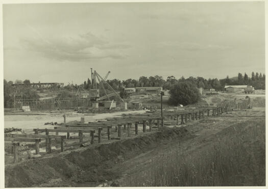 Commonwealth Avenue Bridge under construction