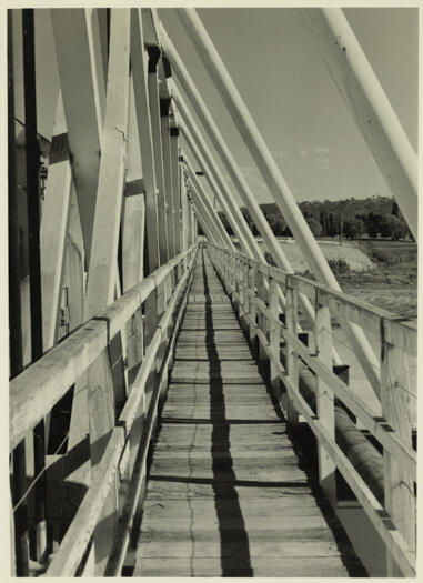 Commonwealth Bridge 