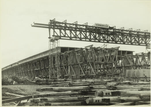 Commonwealth Avenue Bridge under construction