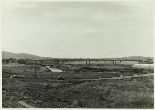 Commonwealth Avenue Bridge under construction