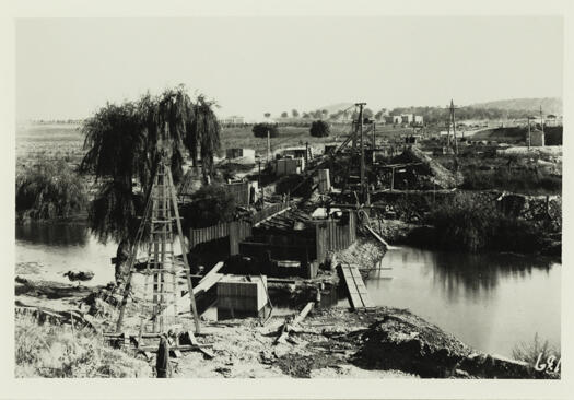 Commonwealth Avenue Bridge under construction