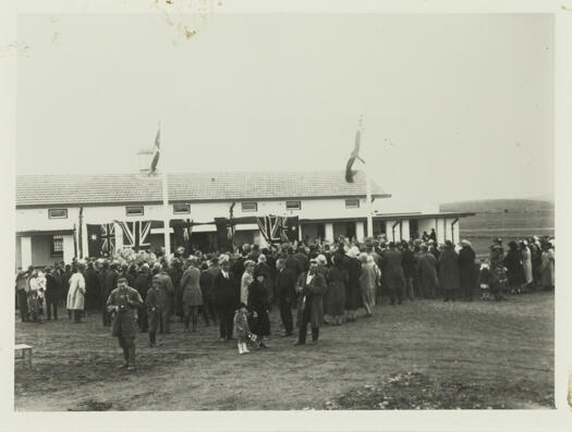 Telopea Park School