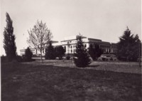 A middle distance view of Parliament House