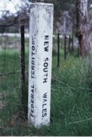 ACT NSW boundary marker, Hall