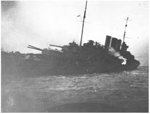HMAS Canberra sinking during Battle of Savo in Indonesia.