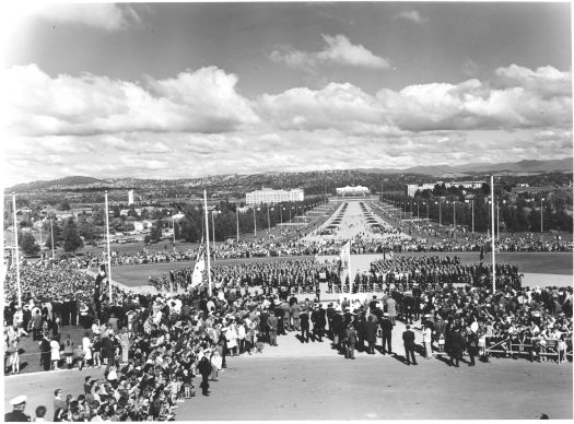 The 1970 Anzac Day Parade from the forecourt of the Australian War Memorial