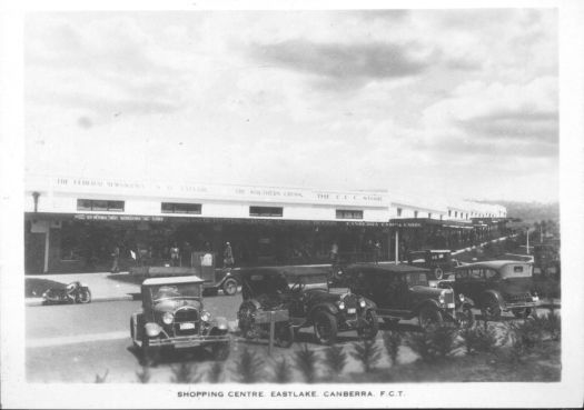 Shopping centre, Eastlake (Kingston)