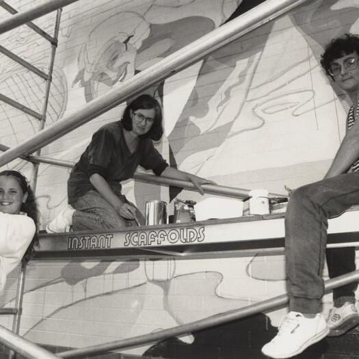 Erindale mural - Lynn Dickens, Sue & Naomi Birch