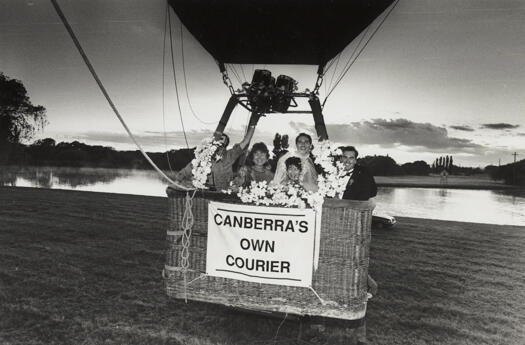 Craig Duncan weds Atsuko Oharax in balloon