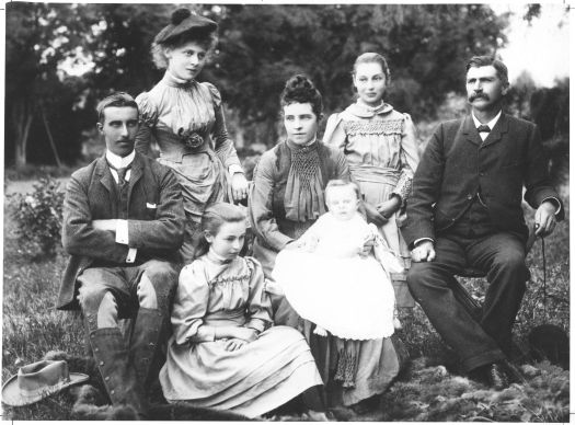 Portrait of the family of Frederick Campbell of Yarralumla. L to R, James Scott Robertson, Miss Stoddart, Mrs F. Campbell, Jean Campbell, Frederick Campbell