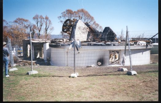 Shows an Observatory Block at Mt Stromlo destroyed by bush fires