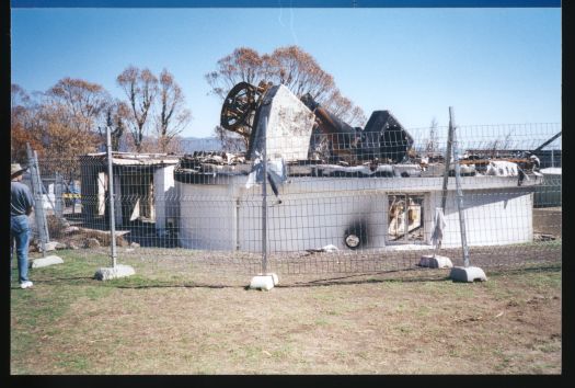 Bush fire damage to Mt Stromlo Observatory
