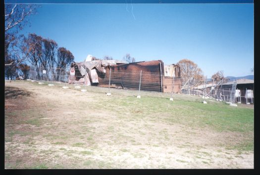 Damage to Mt Stromlo building