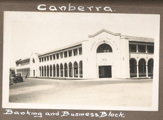 Sydney Building showing the entrance