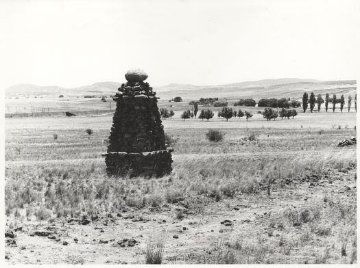 A rock statue at Environa near Queanbeyan.