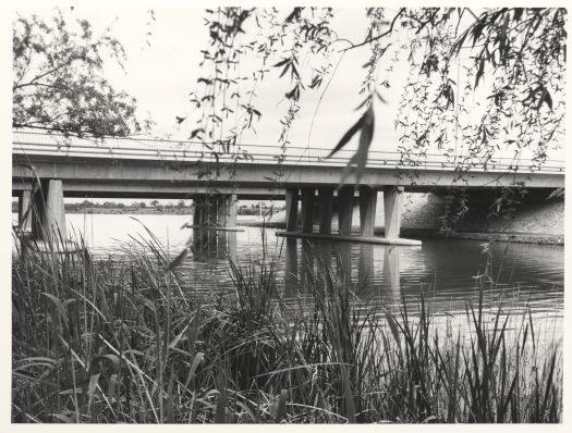 Bridge over Sullivans Creek