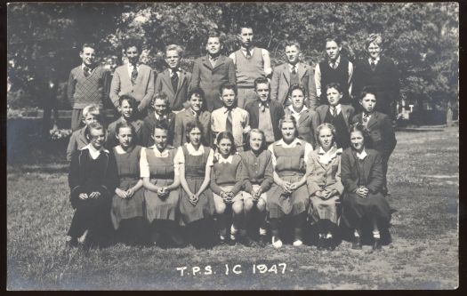 A photo of Class 1C