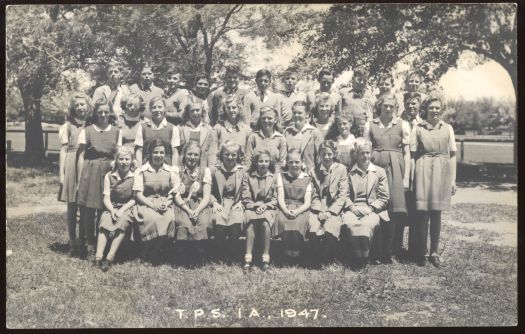 A photo of Class 1A