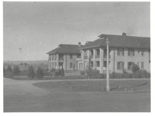 A side view of the Hotel Acton