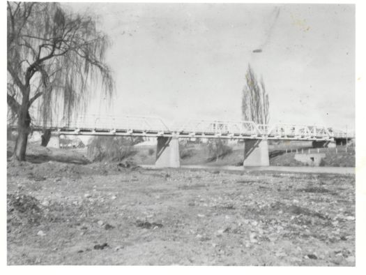 The old truss Commonwealth Bridge over the Molonglo River