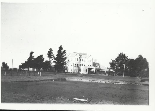 Yarralumla House