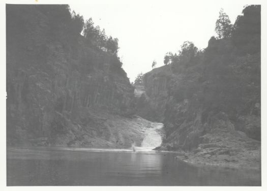 Looking up the gorge along Ginninderra Creek to Ginninderra Falls