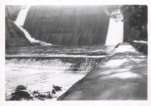 Water running over the Cotter Dam wall