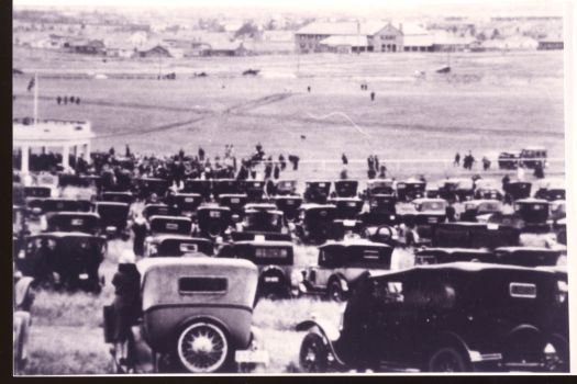 Large crowd to view Hinkler's arrival at York Park in March 1928.