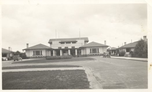 Hotel Canberra