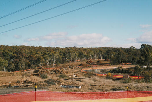 GDE route on Bruce Ridge near Masterman Crescent. Taken from the cycle path looking south west. 