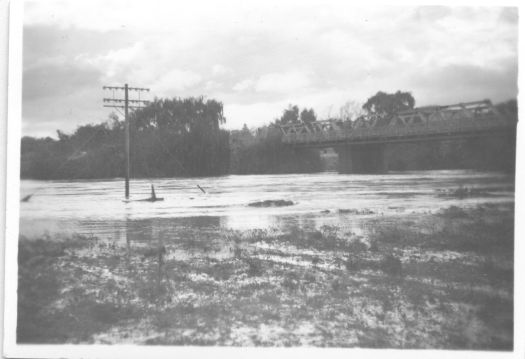 Looking towards the Commonwealth Bridge with the Molonglo River in flood.