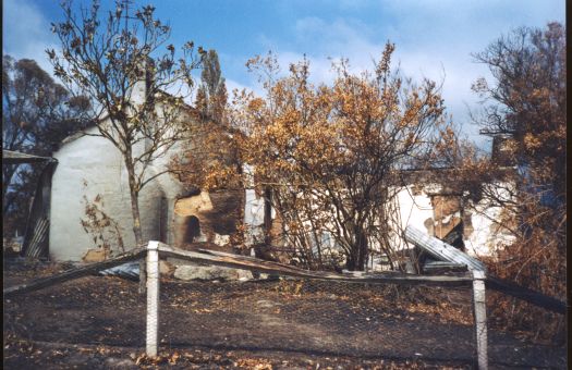 Collection of 24 photographs taken around the Tidbinbilla Nature Reserve, Nil Desperandum, Rock Valley and Flints Picnic Ground showing the aftermath of the fires of 17-18 January 2003.
Members of the Tidbinbilla Pioneers Association were shown around the area shortly after the fires.