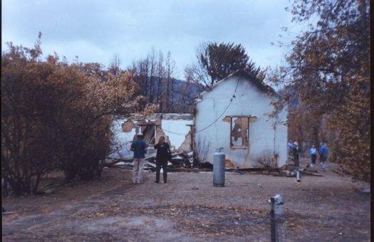 Collection of 24 photographs taken around the Tidbinbilla Nature Reserve, Nil Desperandum, Rock Valley and Flints Picnic Ground showing the aftermath of the fires of 17-18 January 2003.
Members of the Tidbinbilla Pioneers Association were shown around the area shortly after the fires.