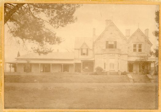Duntroon House from front