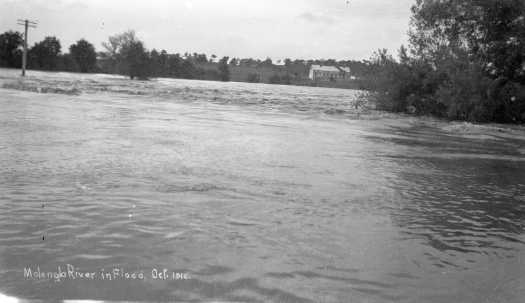 Molonglo River in flood