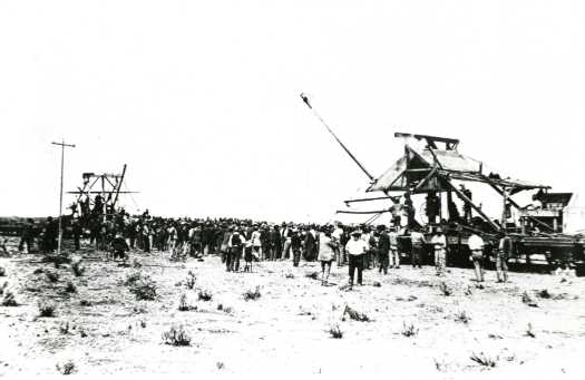 The two construction lines meet at Ooldea, South Australia, 17 October 1917