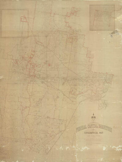Describes fence lines by numbers of strands of wire. The base map is Federal Capital Territory Topographic Map. 20 chains to 1 inch. June 1913.