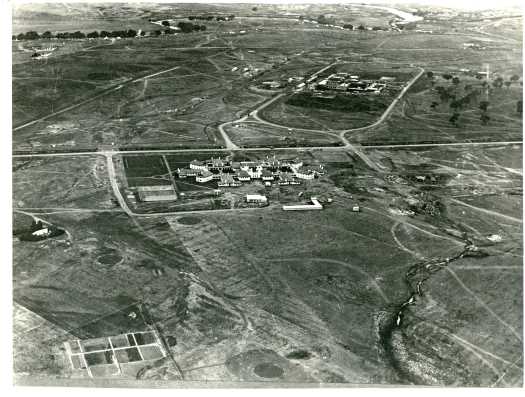 Expansive view towards the Molonglo River.