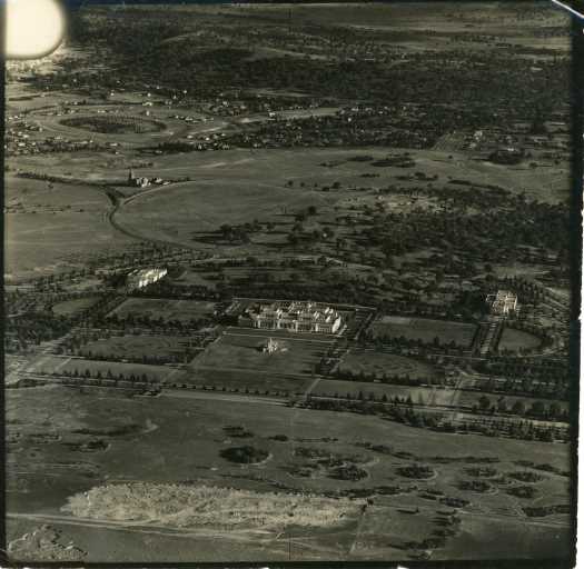 Taken from the north. Unfinished George V memorial is visible.