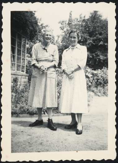 Pat and her mother in the garden of The Spinney, 2 Mugga Way, Red Hill.