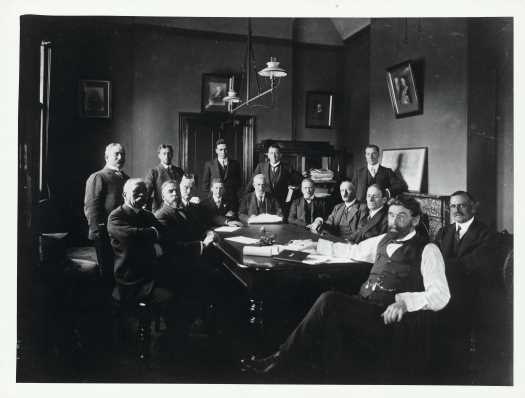 King O'Malley is at front. The Committee is meeting on 23/5/1912.