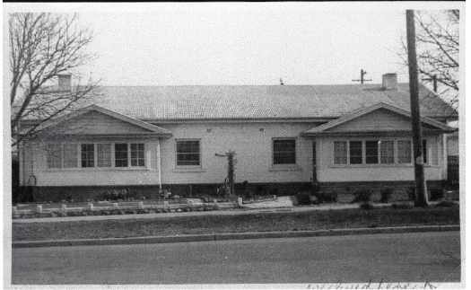 Duplex. McJannetts lived in the right hand side. 