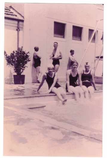 Note the male swimming costumes - no briefs.