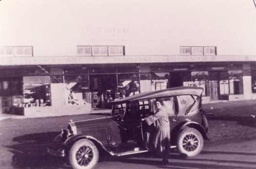 John Gunn's shop, The Southern Cross' appears to be closed.