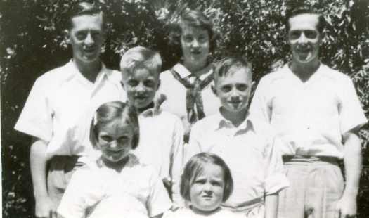 Back: George, Nancy, Jim. Middle: Stweart and Robbie. Front: Jean and Carol.