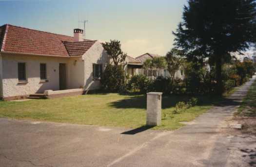 Possibly O'Dwyer house once. Demolished by 2005.